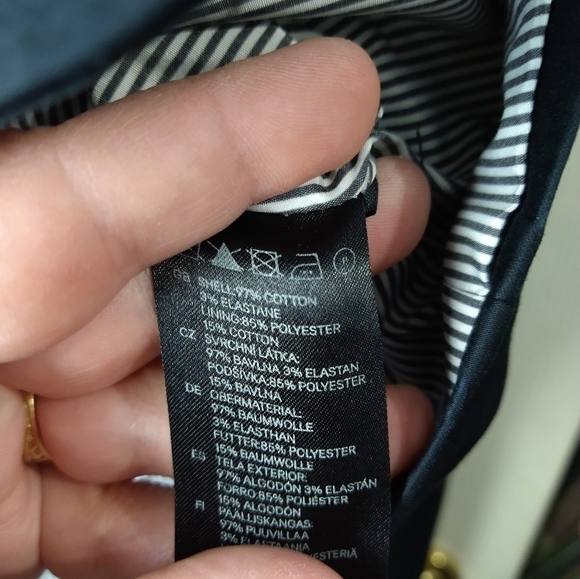 H&m black long sleeve one button close lined blazer jacket. Size 8 - Picture 7 of 11